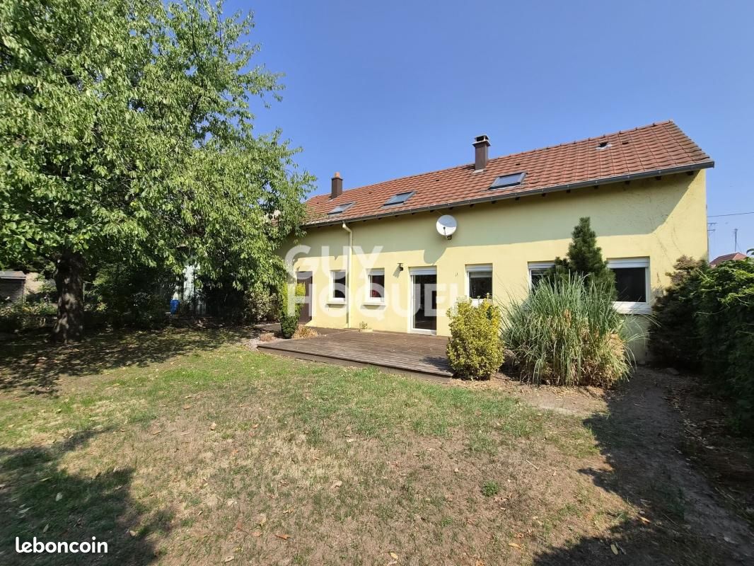 Maison 5 pièces 121 m² · à Wittelsheim · 121 m² · 270 000 €