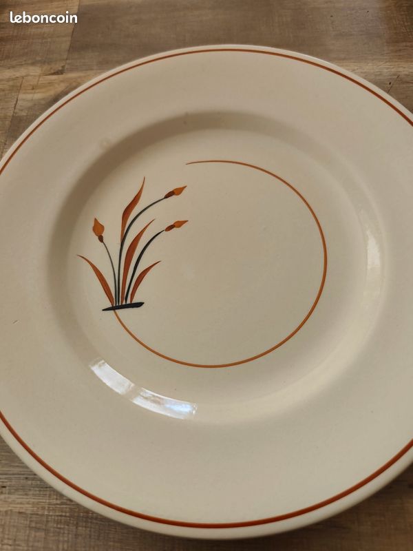 Assiettes plates écru avec roseaux.. Salins (image 3)