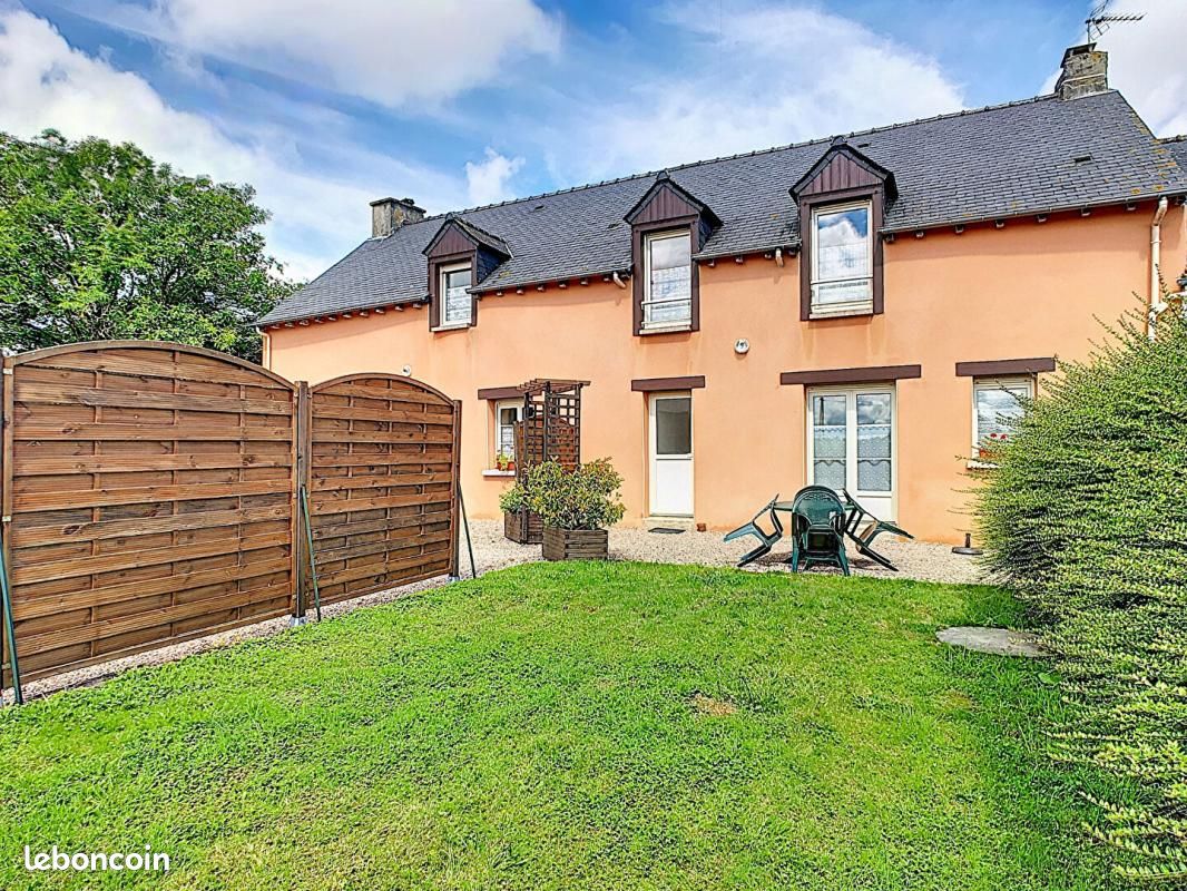 Maison 10 pièces 203 m² · à Muel · 203 m² · 350 000 €