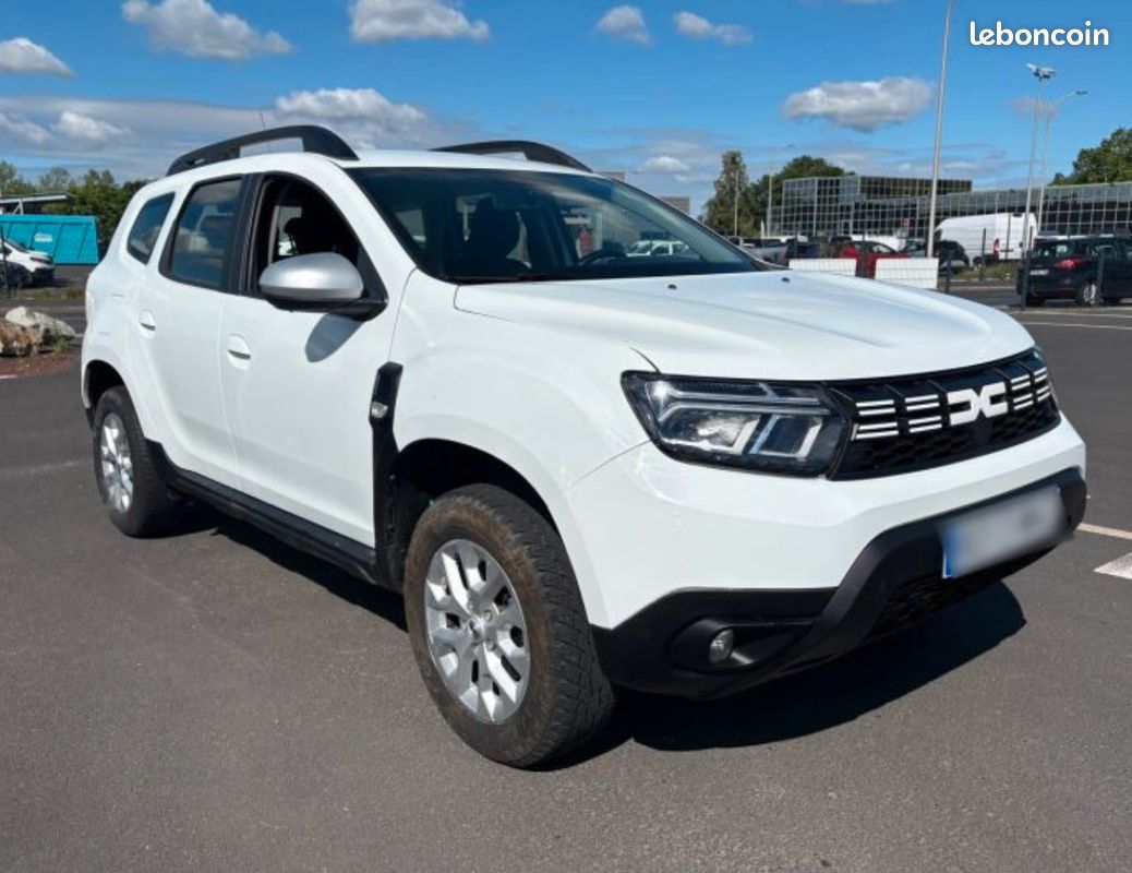 DACIA Duster 1.5 Blue dCi 115ch Expression 4x4 - Garantie 12 mois sur toute la France - (image 3)