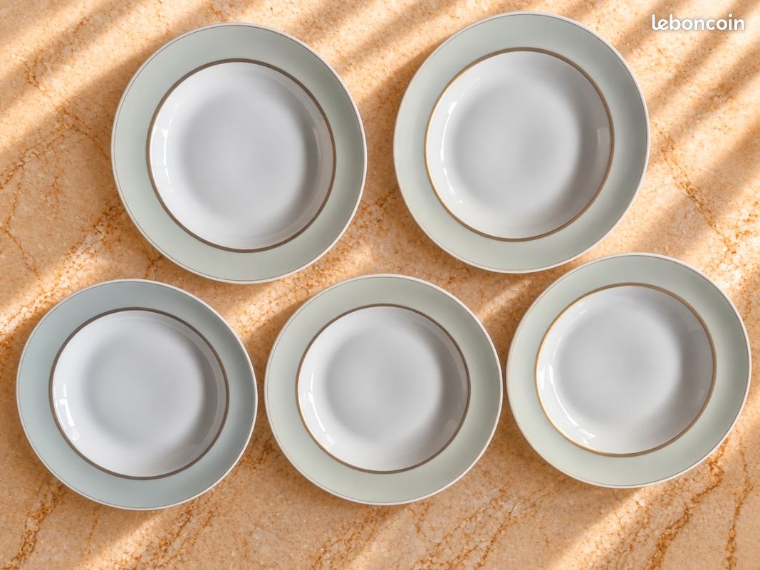 Service en porcelaine de Limoges A. Vignaud Rouard – 14 pièces (image 5)