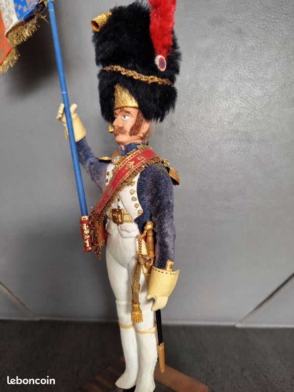 Mannequin militaire genre Marcel RIFFET - 5ème régiment - Garde d