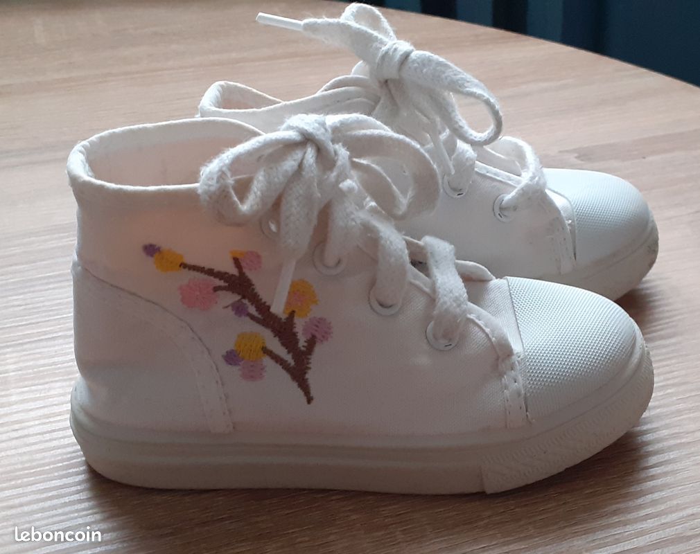 Chaussures tennis en toile ORCHESTRA Taille 25 (image 1)