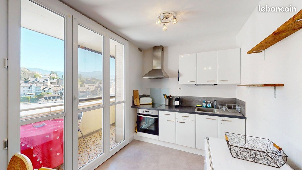 Appartement 3 pièces 51 m² · à Chambéry · 51 m² · 930 €/mois