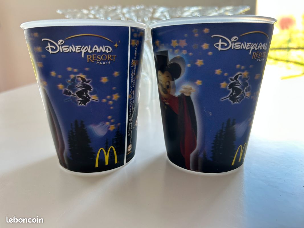 Verre Goblet Disney Halloween. Très bon état (image 5)