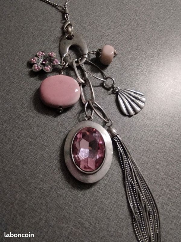 Collier fantaisie (image 3)