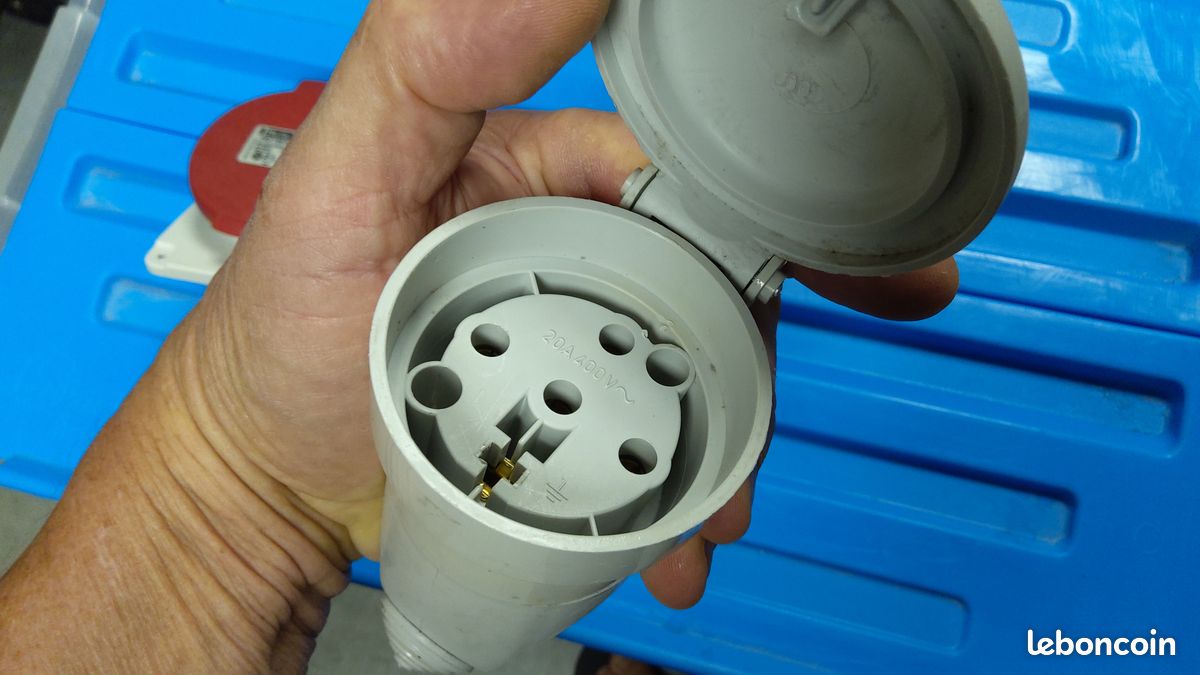 Poly Pool Rallonge 3 M, Fiche 16 A Et Prise Bivalente, PP0386S