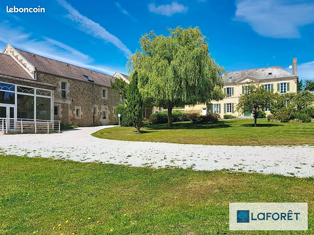 Maison 22 pièces 820 m² · à Malherbe-sur-Ajon · 820 m² · 1 149 500 €