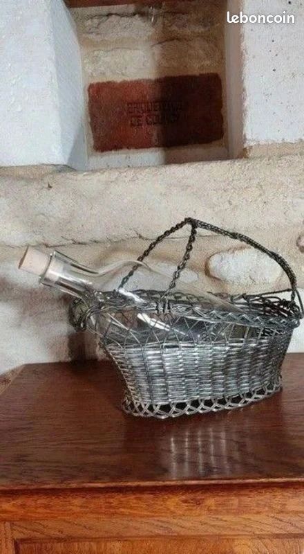 Porte-bouteille en fil argenté tressé (image 3)