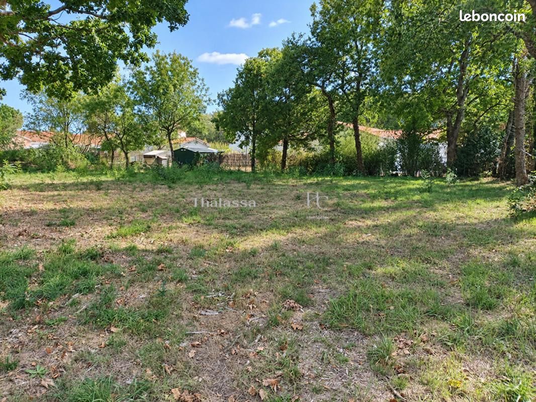 Terrain 965 m² · à Saint-Brevin-les-Pins · 400 900 €