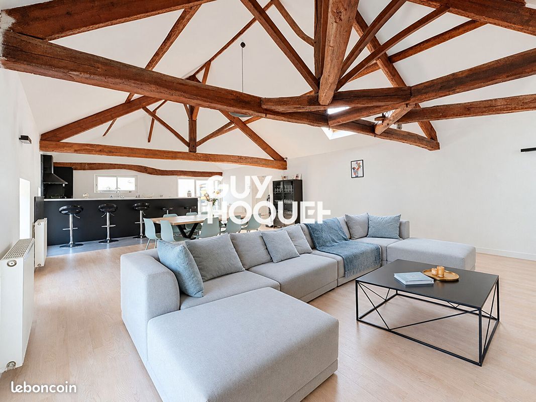 Appartement 4 pièces 136 m² · à Jullié · 136 m² · 165 000 €