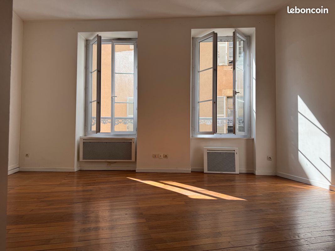 Appartement 1 pièce 30 m² · à Nevers · 30 m² · 490 €