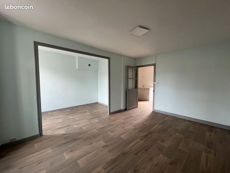 Maison 1 pièce 32 m² · à Saint-Amand-Montrond · 32 m² · 550 €/mois