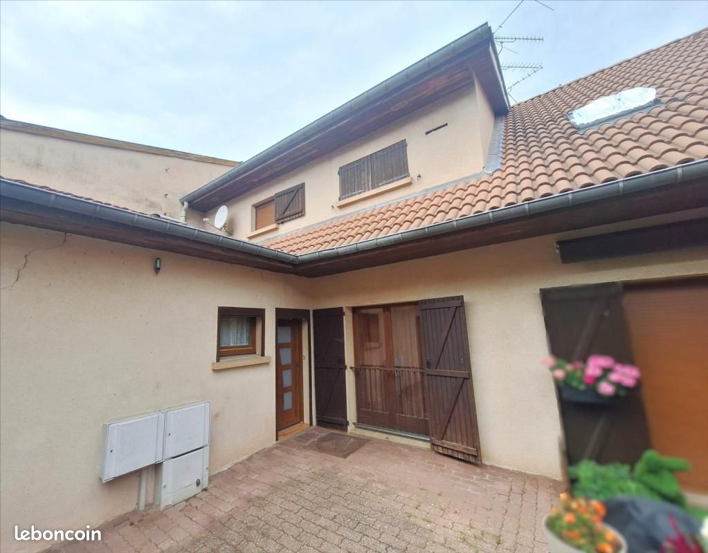 Appartement 6 pièces 90 m² · à Beuveille · 90 m² · 124 000 €