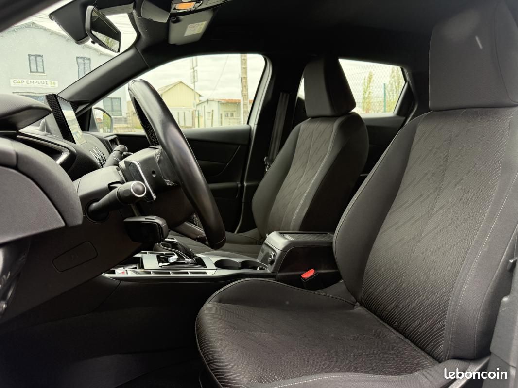 DS 3 Crossback 1.5 BLUE HDI 130 CH SO CHIC EAT8 GARANTIE / REPRISE POSSIBLE (image 12)