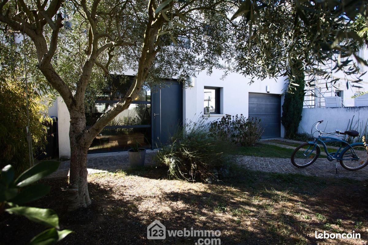 Maison 6 pièces 127 m² · à Nieul-sur-Mer · 127 m² · 568 600 €