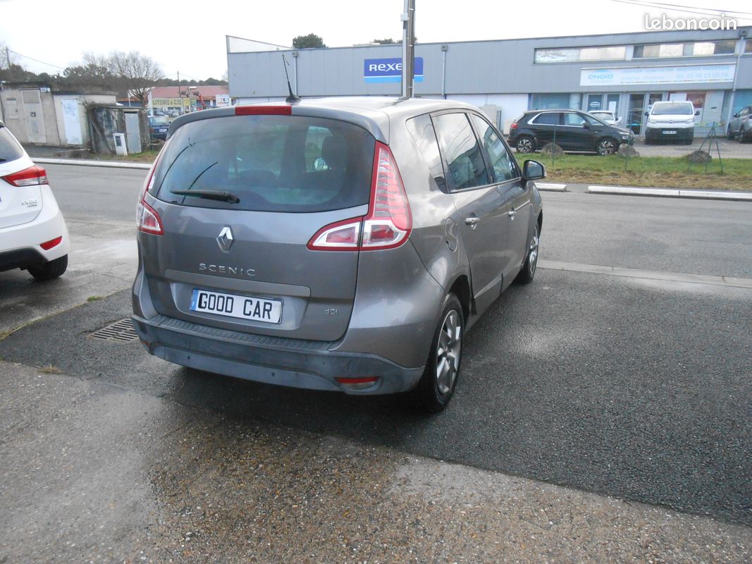 Renault Scenic 3 dci 110 15th Anniversaire (image 3)