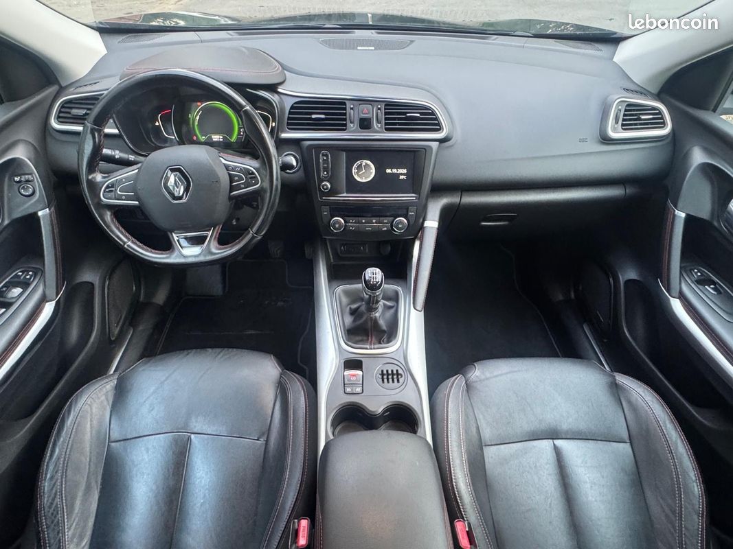 RENAULT KADJAR dCi 110 Energy eco² BLACK EDITION BOSE (image 13)