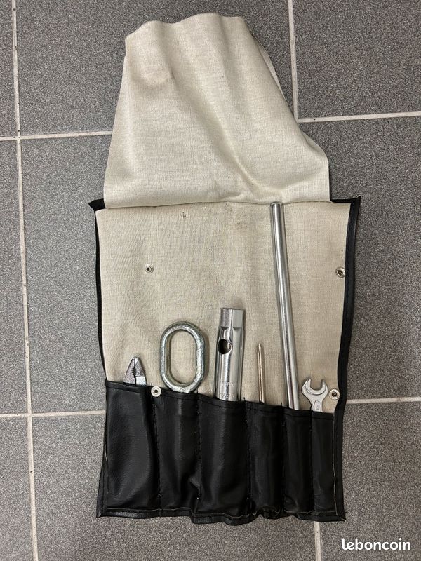 Trousse à Outils d’origine Porsche 996 neuve (image 1)