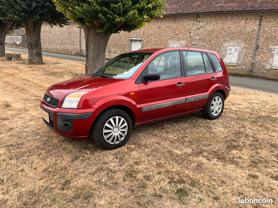 Ford fusion (image 1)