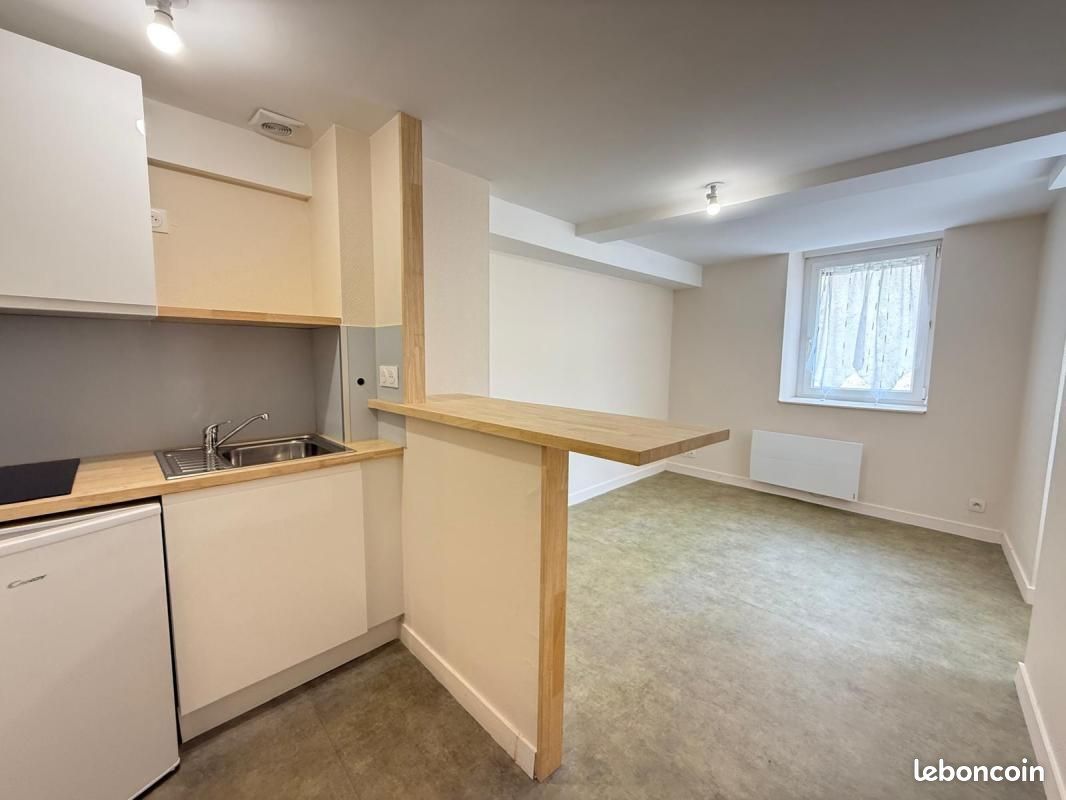 Appartement 1 pièce 17 m² · à Angers · 17 m² · 494 €