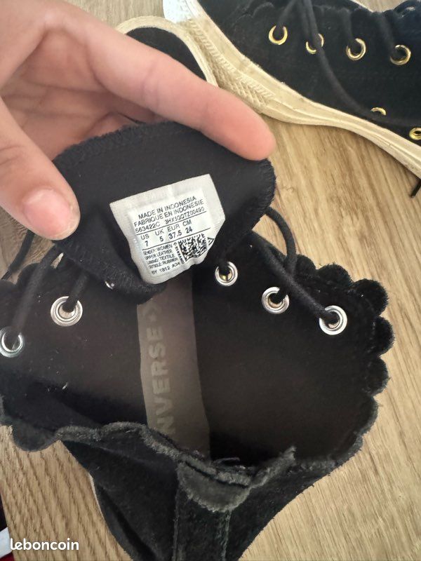 Converse (image 2)