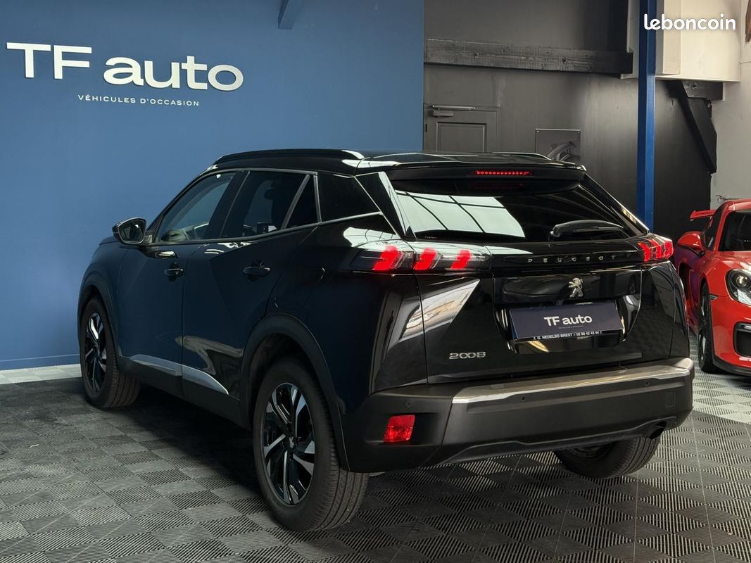 PEUGEOT 2008 1.5 BlueHDi S&S - 100 II 2019 Allure PHASE 1 (image 7)