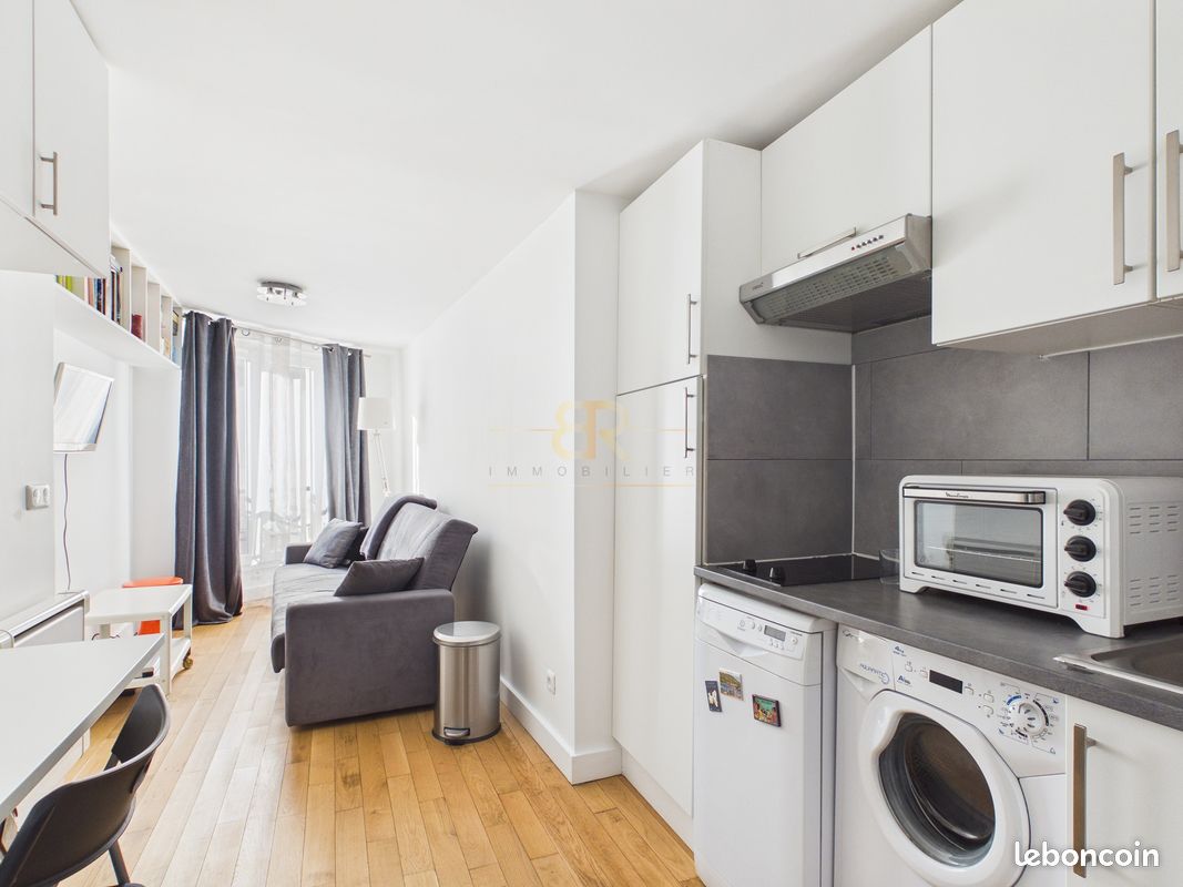 Appartement 1 pièce 17 m² · à Paris · 17 m² · 890 €