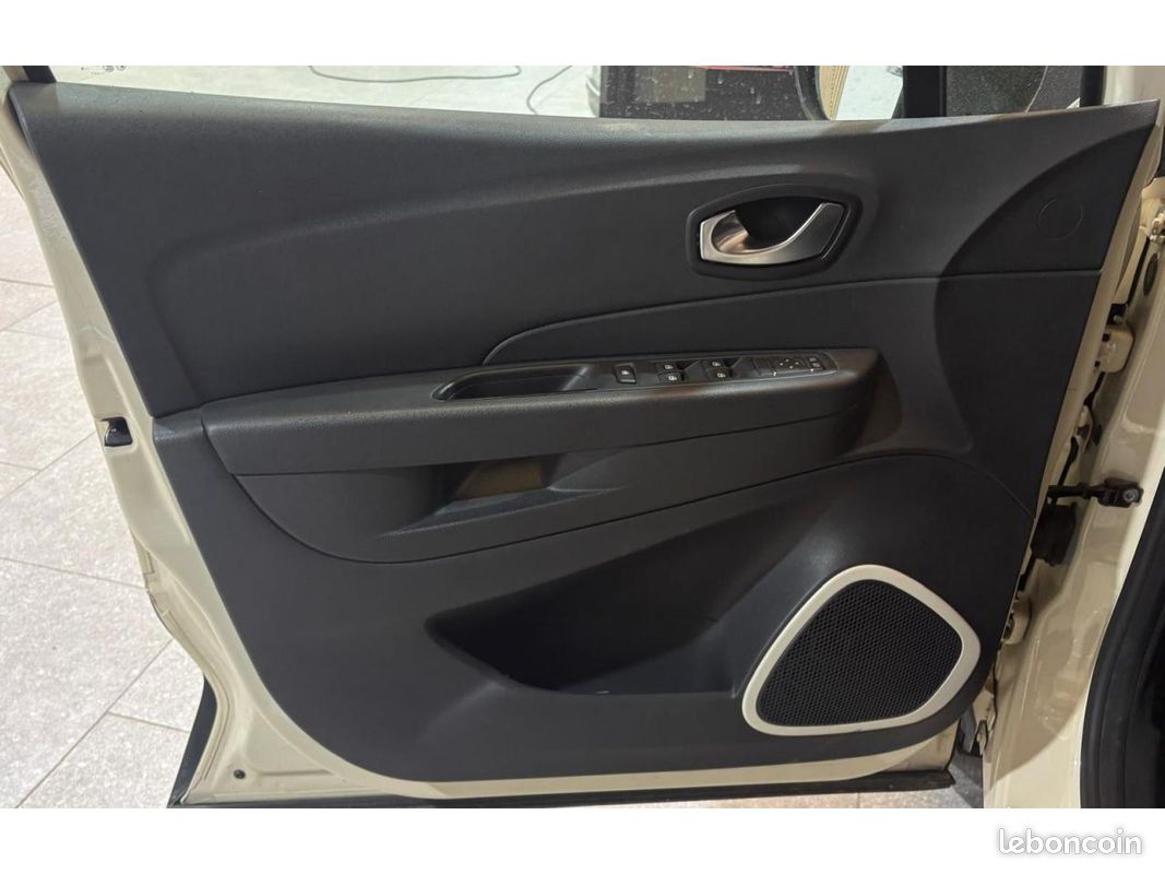 RENAULT CAPTUR 0.9 Energy TCe - 90ch - ZEN - GARANTIE 6 MOIS (image 7)
