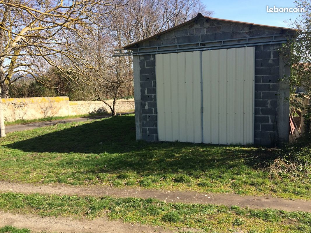 Cherche terrain/hangar dans le 66 · à Perpignan · 78 000 €