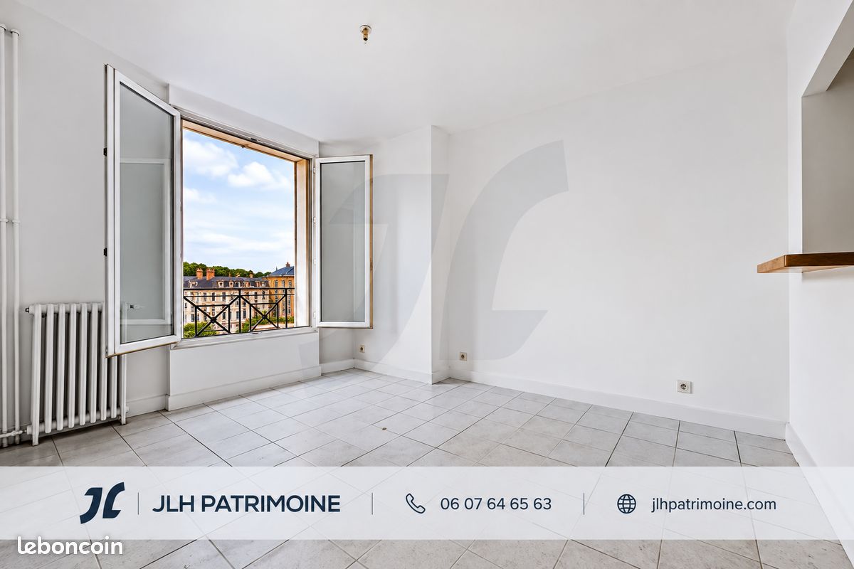 Appartement 1 pièce 21 m² · à Clamart · 21 m² · 175 000 €