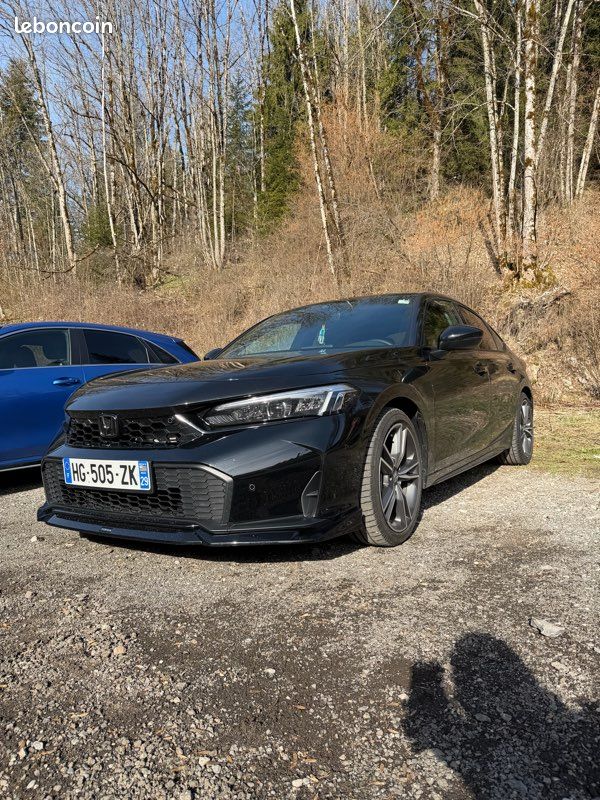 Honda Civic advance (image 1)
