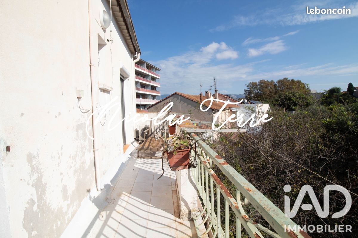 Appartement 3 pièces 49 m² · à La Seyne-sur-Mer · 49 m² · 128 000 €