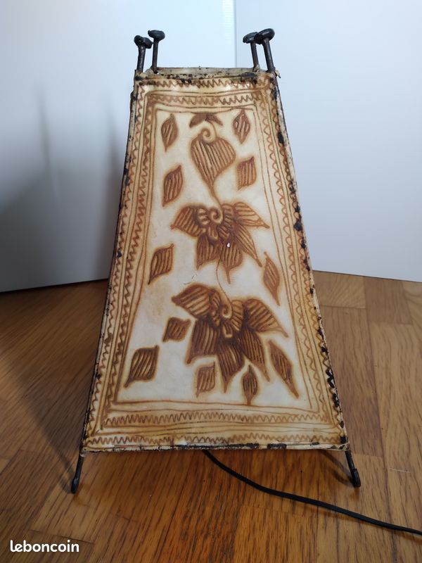 BIG28 - Lampe marocaine vintage en peau de chèvre – Fer forgé et décor henné – 40 cm (image 4)