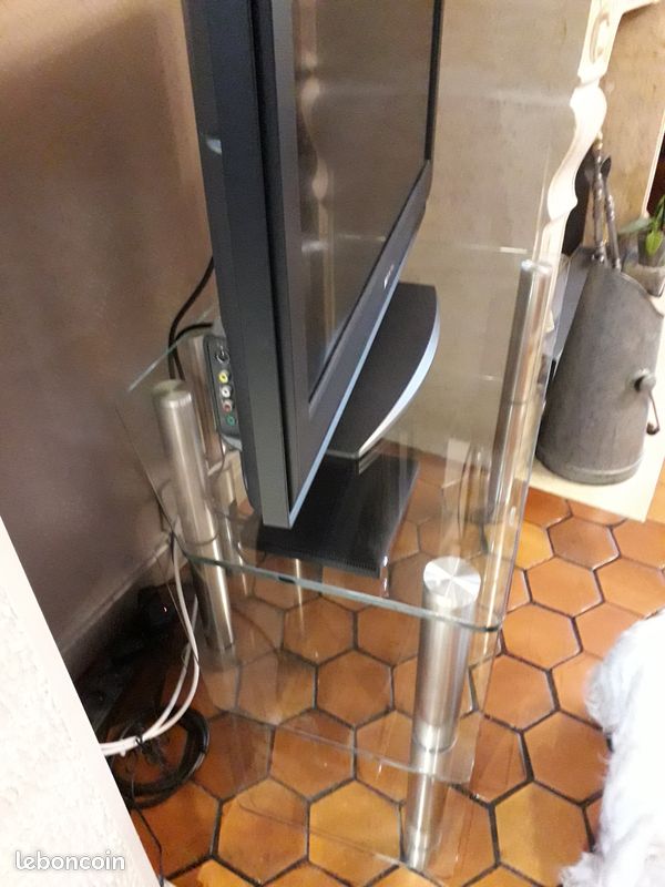 Table télé en verre (image 3)