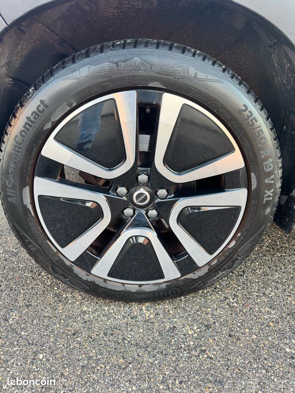 🚘 Volvo XC40 T5 recharge 180 + 82 ch Tva 🚘 (image 11)