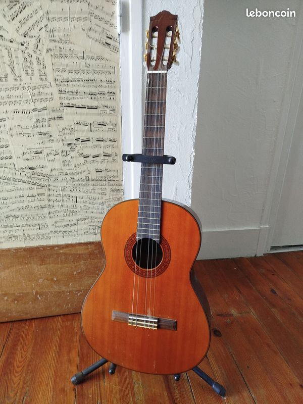 Guitare Yamaha C-70 (image 1)