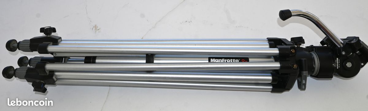 Pied Photo Professionnel MANFROTTO 028 Trimaran (image 1)