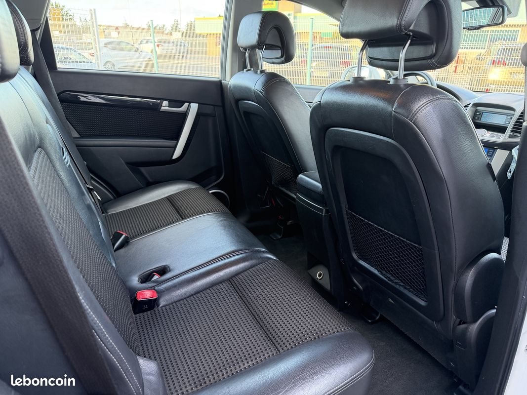 Chevrolet CAPTIVA 2.2 VCDI 163CH S&S LS 4X2 (image 8)