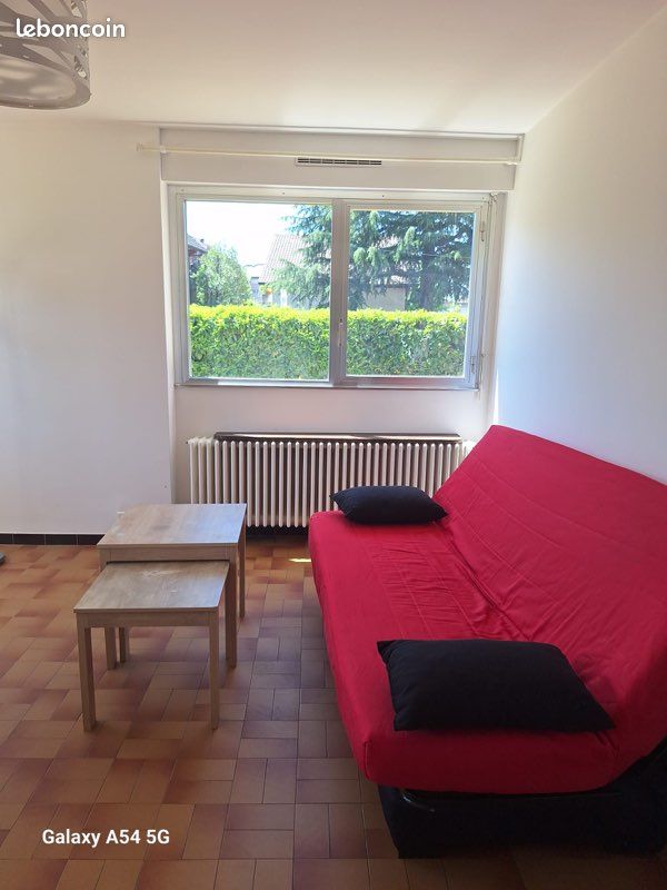 Appartement 1 pièce 40 m² · à Ambilly · 40 m² · 900 €