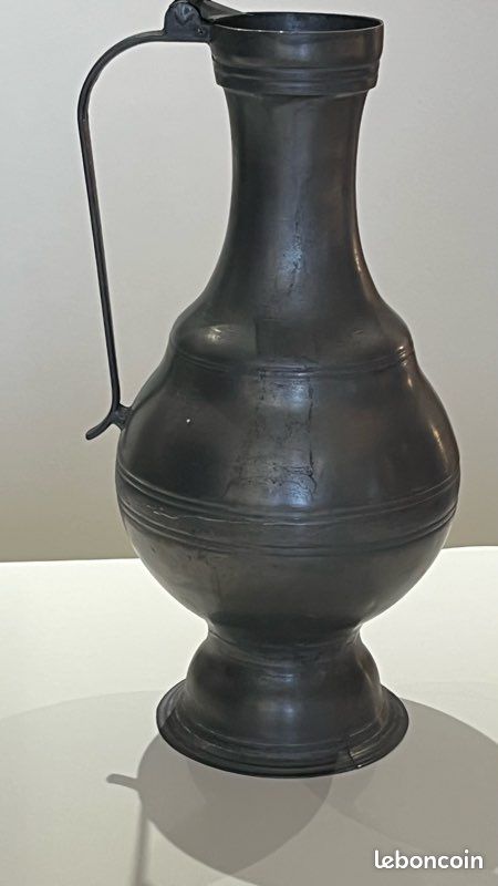 Pichet en etain (image 1)