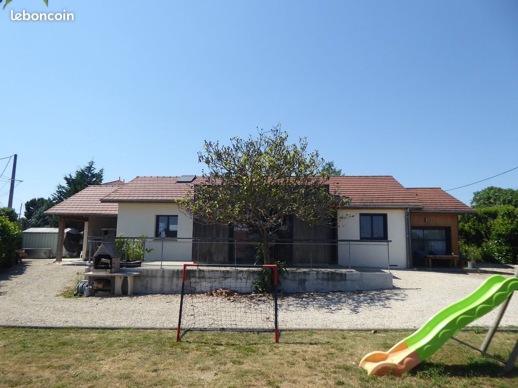 Maison 7 pièces 138 m² · à Trept · 138 m² · 389 000 €
