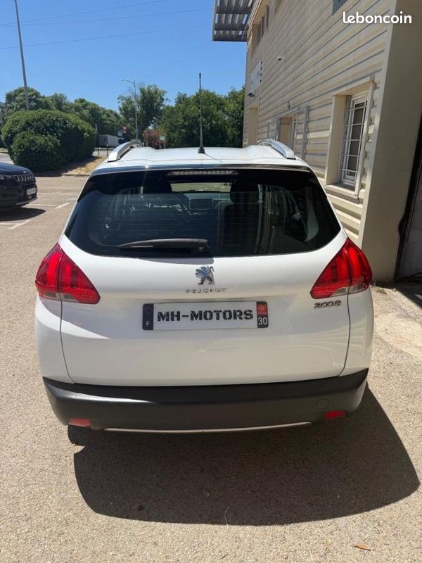 Peugeot 2008 1.6 VTI 120 CH ALLURE (image 10)