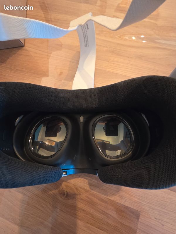 Oculus quest 3 (image 2)