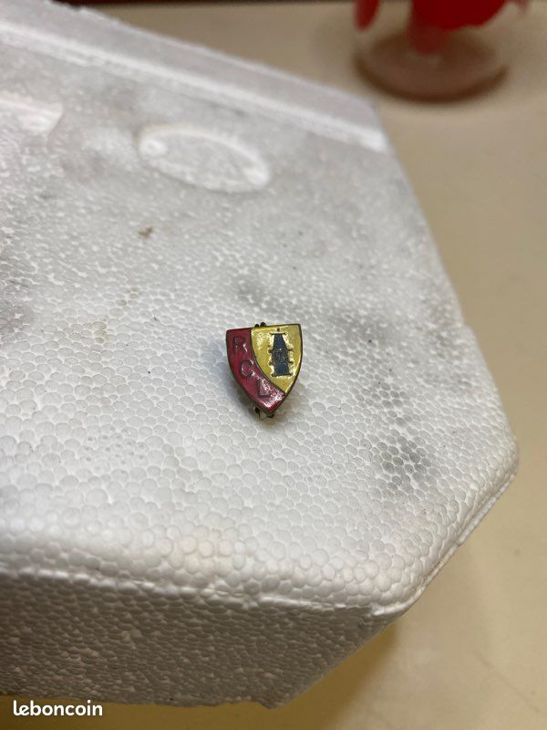 Very Rare pin badge FRANCE RACING CLUB DE LENS 100 ANS enamel RCL