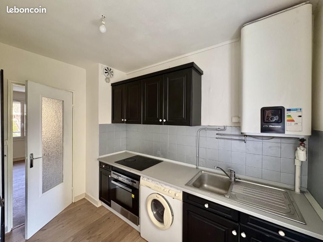 Appartement 3 pièces 52 m² · à Roanne · 52 m² · 545 €