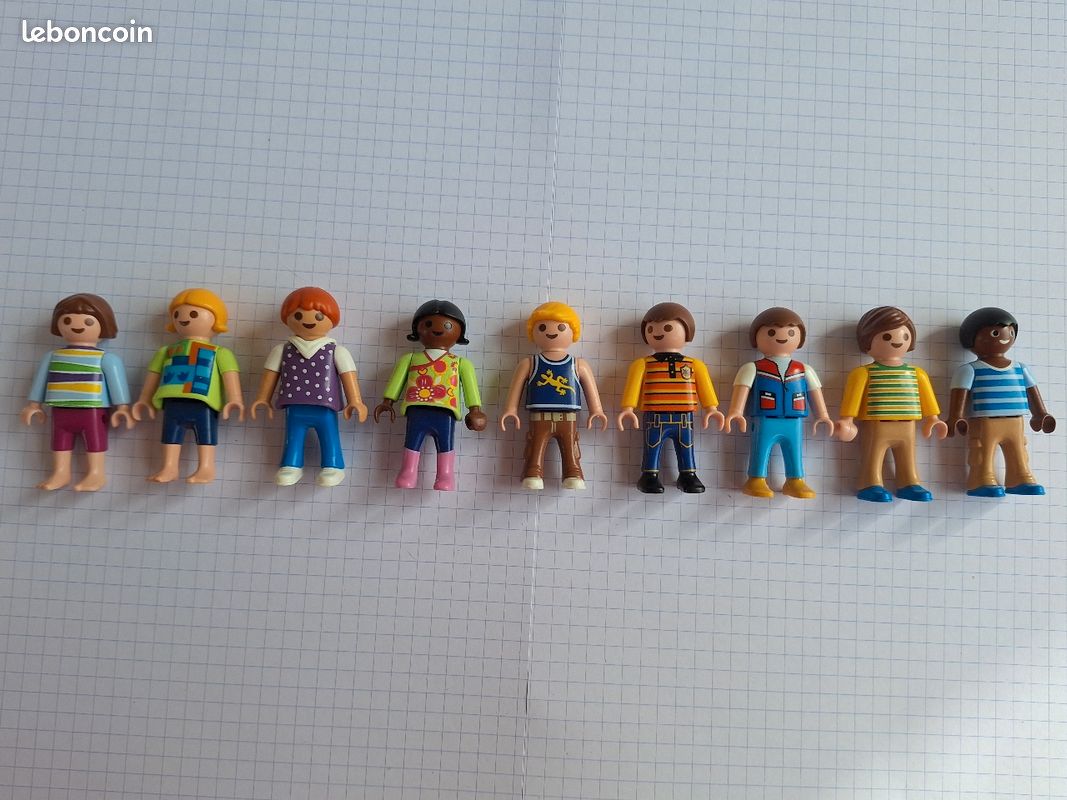 Lot 3 playmobil (image 1)