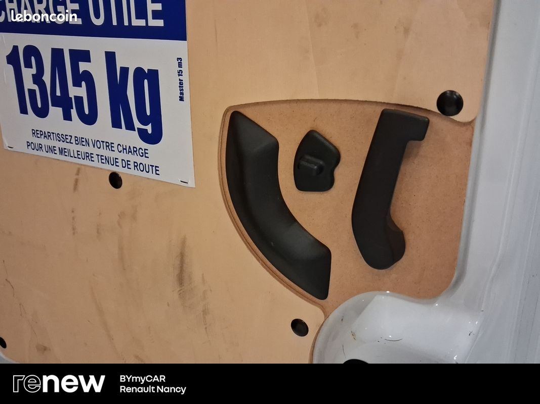 Renault master fgn trac f3500 l3h3 blue dci 135 confort (image 15)