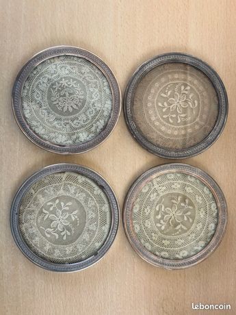 Lot De 4 Dessous De Verre Argentés - Métal - Style Moderne (occasion)