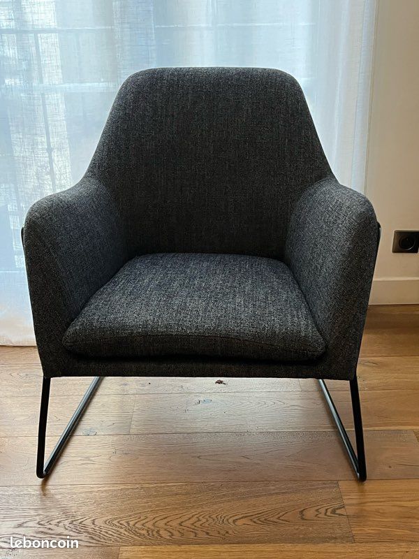 Fauteuil gris tissu made.com (image 1)